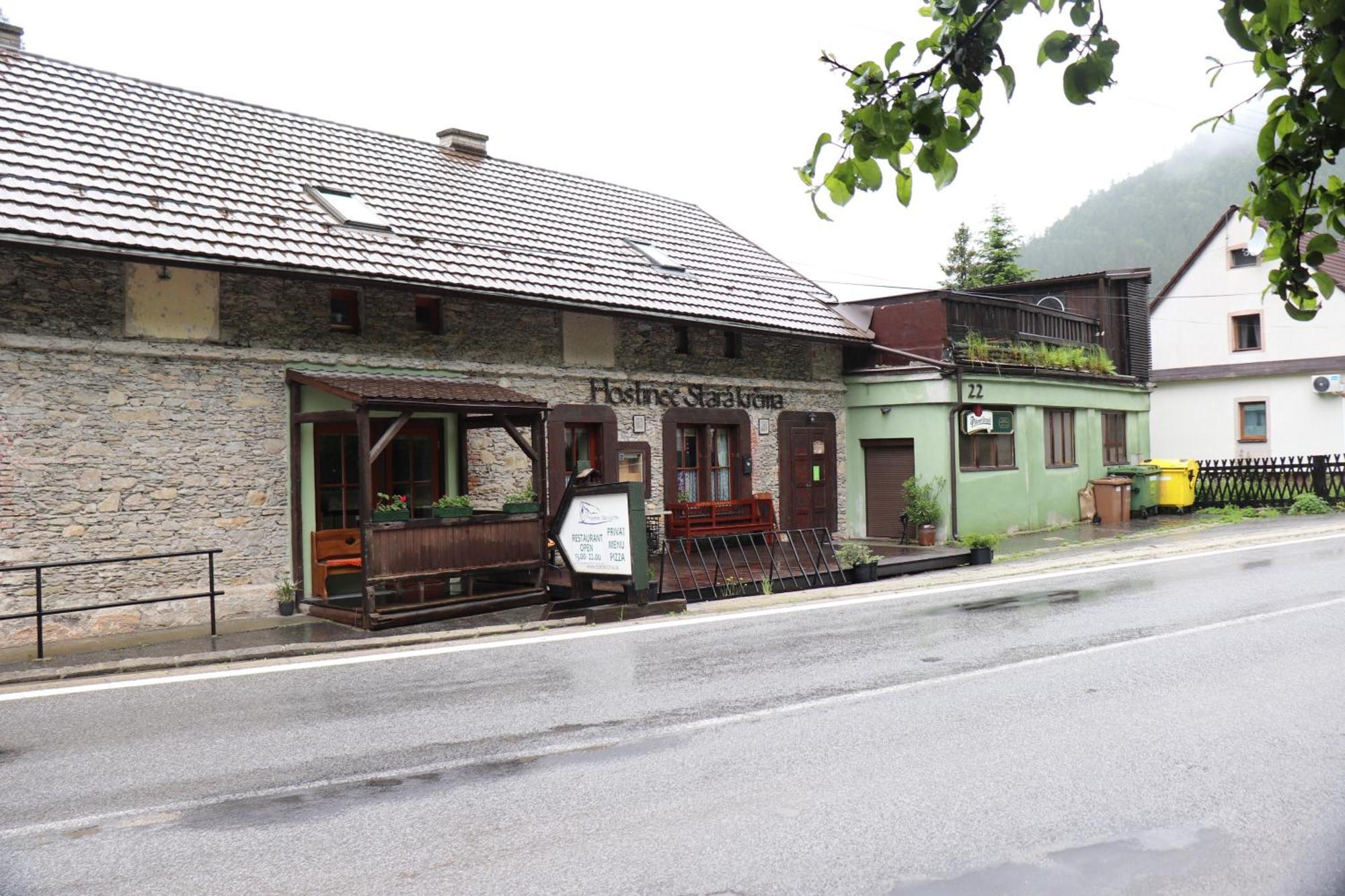 Hostinec Stará Krčma Stratená Exterior foto